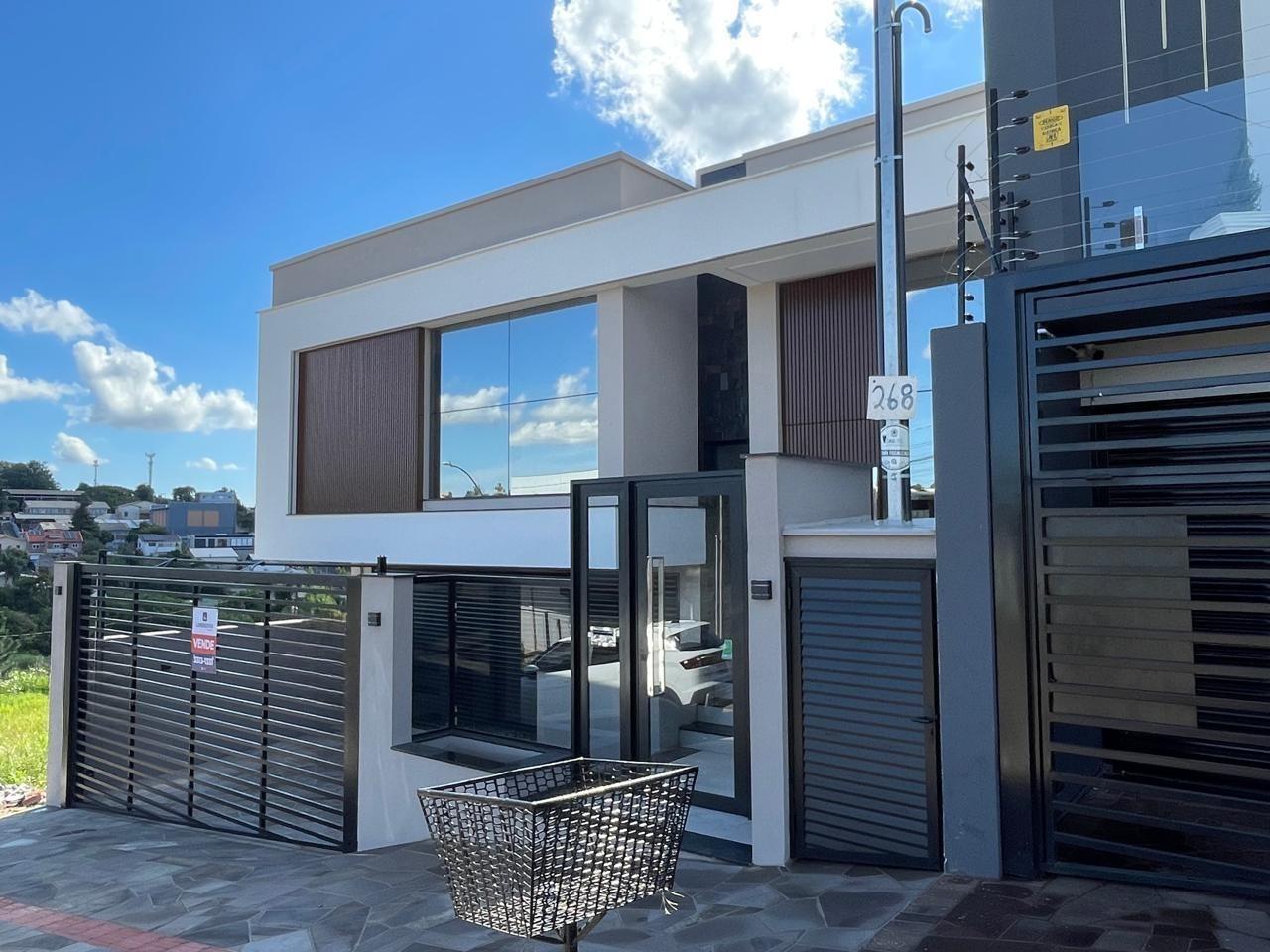 Casa 3 Dormitórios em Passo Fundo — Lorenzato Imóveis