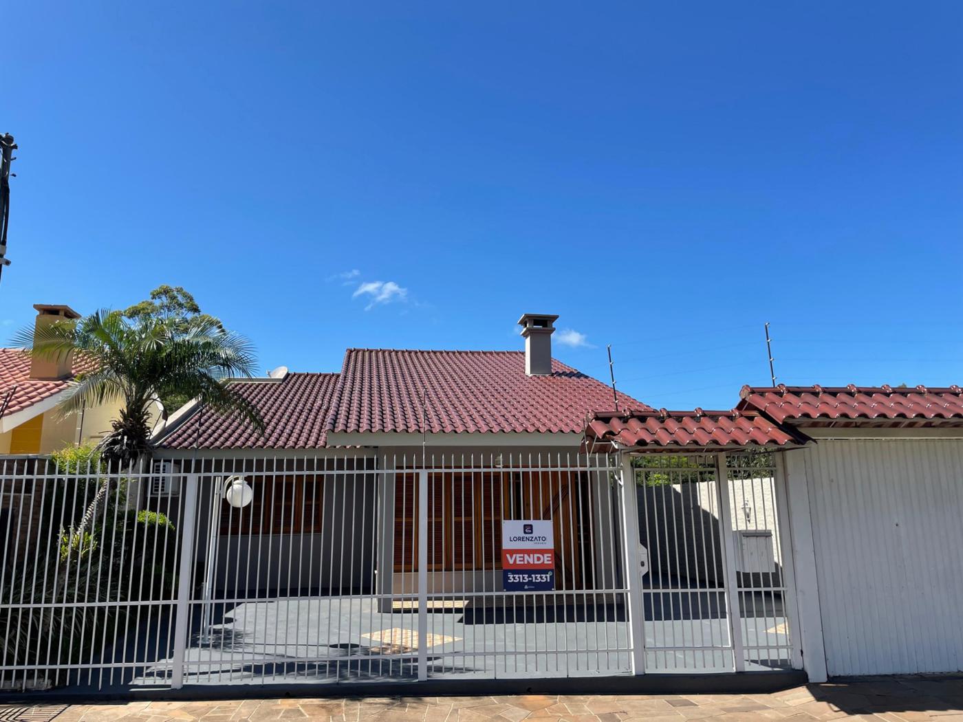Casa 3 Dormitórios em Passo Fundo — Lorenzato Imóveis