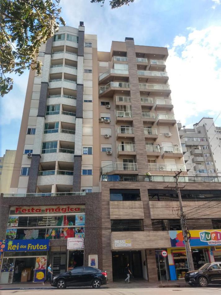 Apartamento no Ed. Nessi Carnancini em Passo Fundo — Lorenzato Imóveis