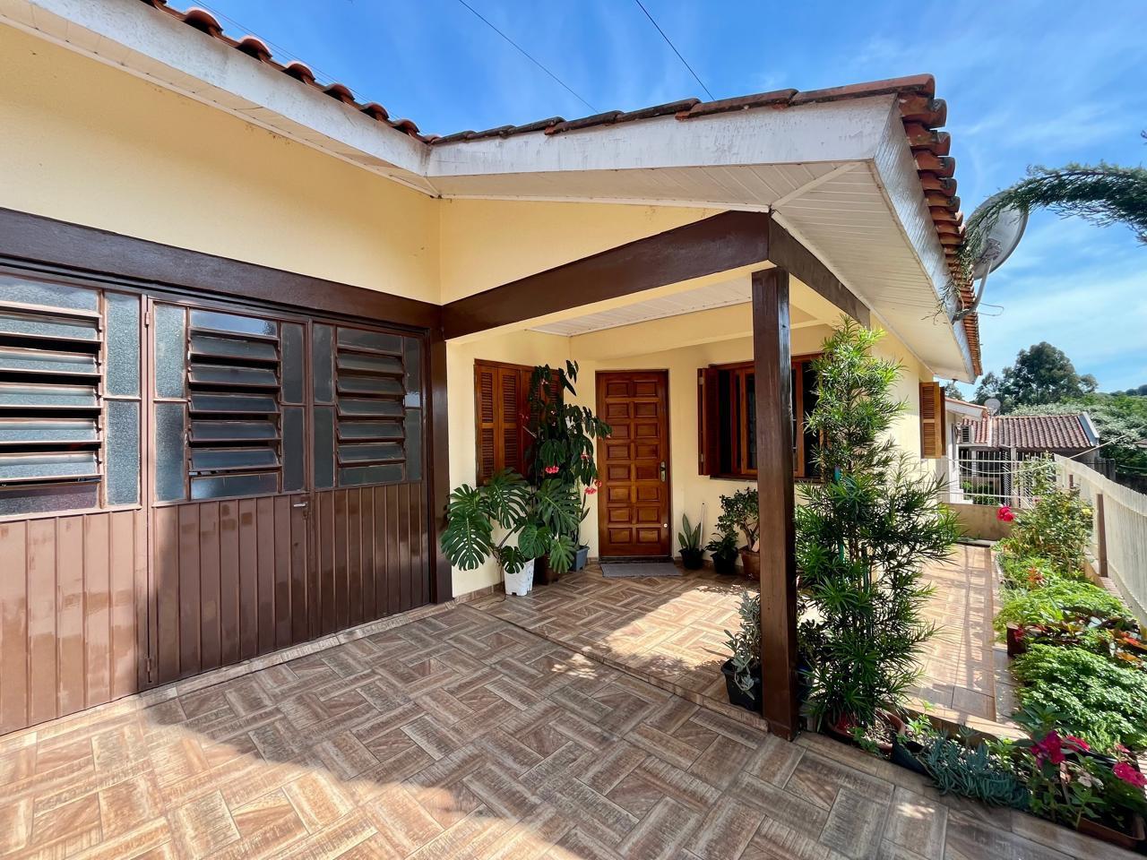 Casa 2 Dormitórios em Passo Fundo — Lorenzato Imóveis